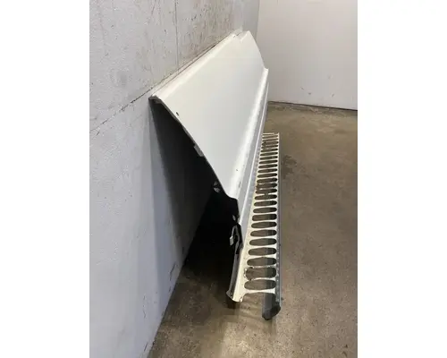 FREIGHTLINER Columbia Side Fairing