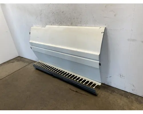 FREIGHTLINER Columbia Side Fairing