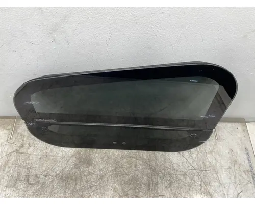 FREIGHTLINER Columbia Sleeper