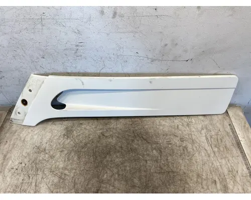 FREIGHTLINER Columbia Sun Visor (External)