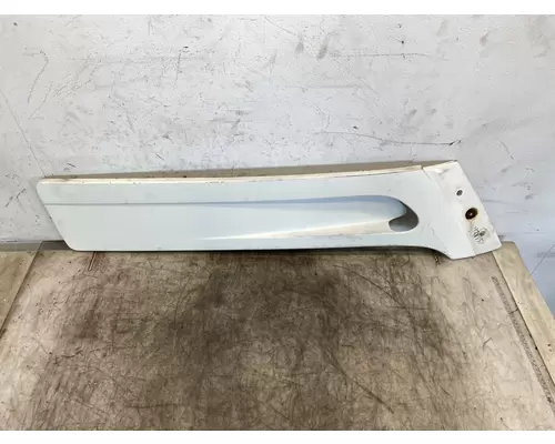 FREIGHTLINER Columbia Sun Visor (External)