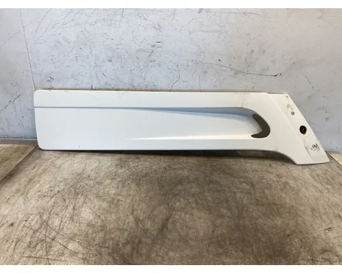 FREIGHTLINER Columbia Sun Visor (External)