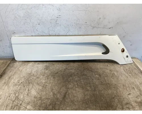 FREIGHTLINER Columbia Sun Visor (External)