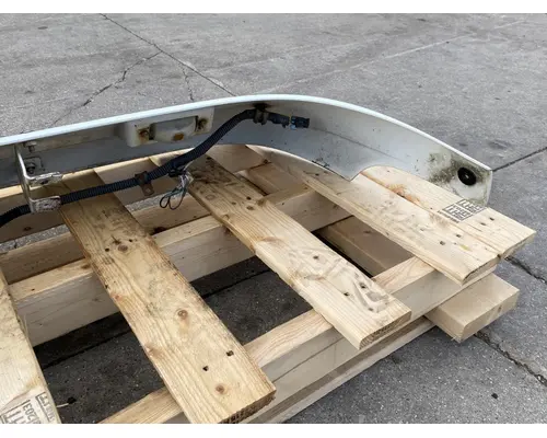 FREIGHTLINER Columbia Sun Visor (External)