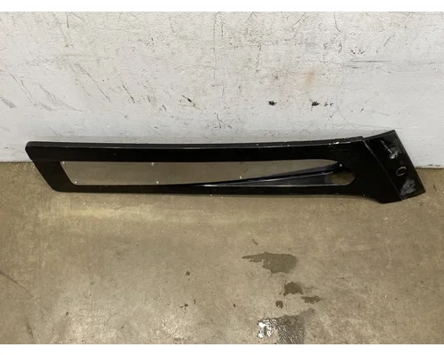 FREIGHTLINER Columbia Sun Visor (External)