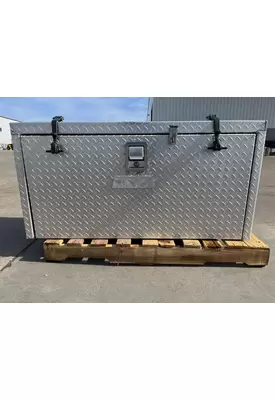 FREIGHTLINER Columbia Tool Box