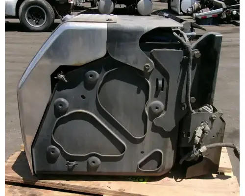 FREIGHTLINER Coronado 12 DEF Tank