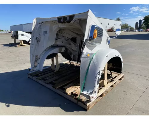 FREIGHTLINER Coronado Glider Hood