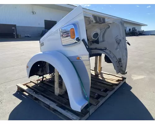 FREIGHTLINER Coronado Glider Hood