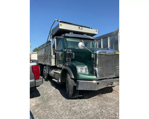 FREIGHTLINER Coronado SD122 Hood