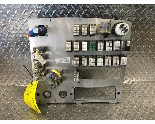 FREIGHTLINER Coronado Dash  Console Switch