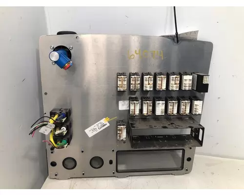 FREIGHTLINER Coronado Dash  Console Switch