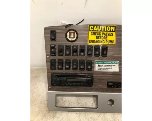 FREIGHTLINER Coronado Dash  Console Switch