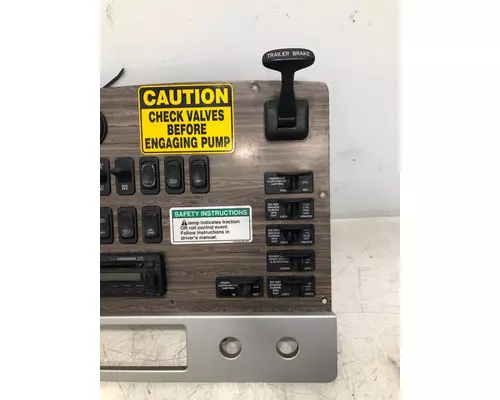FREIGHTLINER Coronado Dash  Console Switch