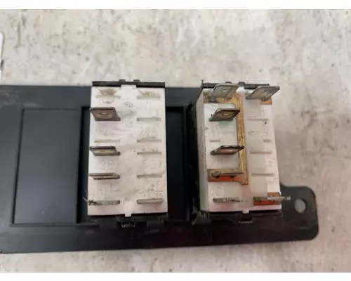 FREIGHTLINER Coronado Dash  Console Switch