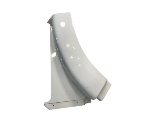 FREIGHTLINER Coronado Fender Extension
