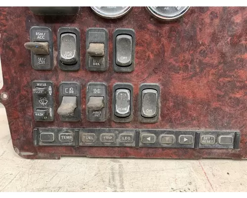 FREIGHTLINER Coronado Switch Panel