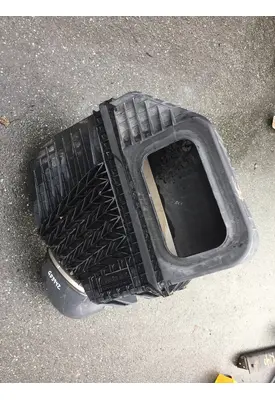 FREIGHTLINER Coronodo Air Cleaner