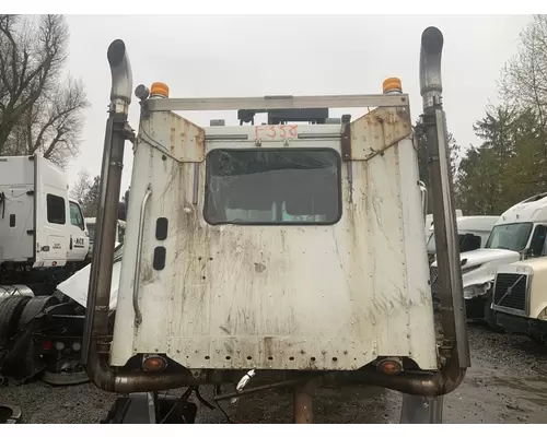 FREIGHTLINER Coronodo Cab