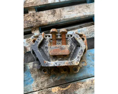 FREIGHTLINER Coronodo Engine Mounts