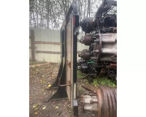 FREIGHTLINER Coronodo Headache Rack