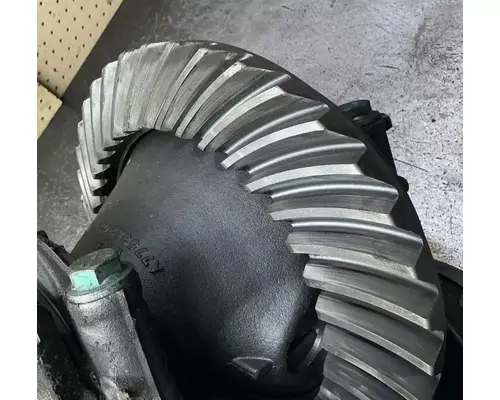 FREIGHTLINER DA-RT-40.0-4S Differential (Single or Rear)