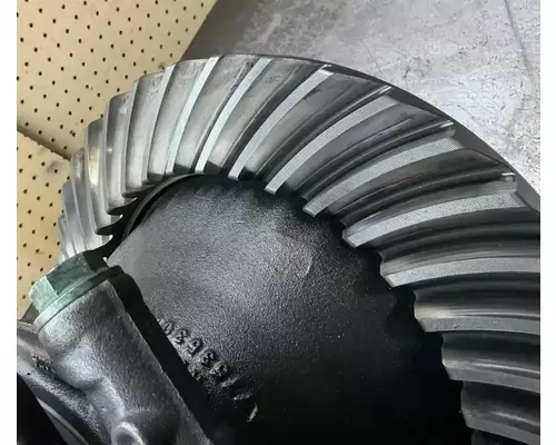 FREIGHTLINER DA-RT-40.0-4S Differential (Single or Rear)