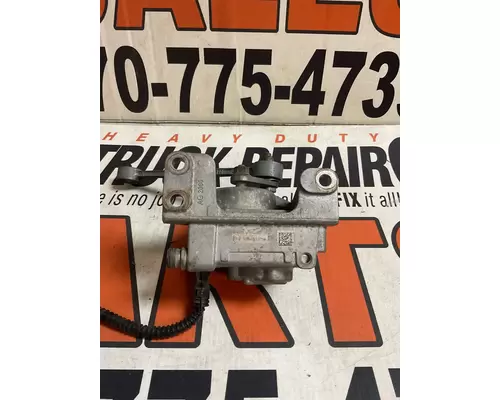 FREIGHTLINER DD15 EGR Valve
