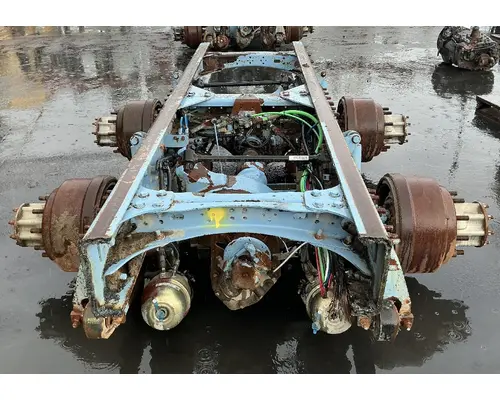 FREIGHTLINER FAS II Airliner Cutoff Tandem Axle