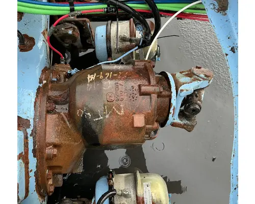 FREIGHTLINER FAS II Airliner Cutoff Tandem Axle