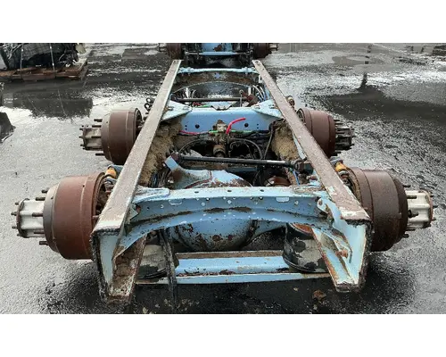 FREIGHTLINER FAS II Airliner Cutoff Tandem Axle