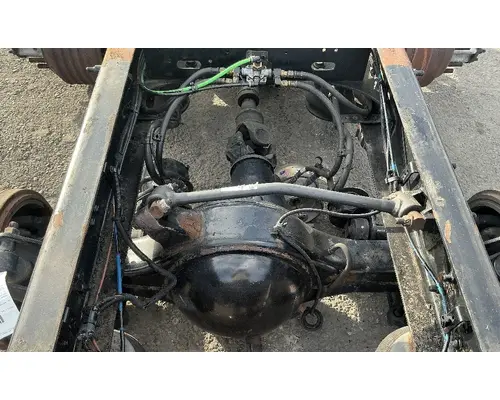 FREIGHTLINER FAS II Airliner Cutoff Tandem Axle