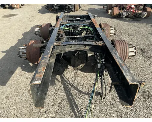 FREIGHTLINER FAS II Airliner Cutoff Tandem Axle