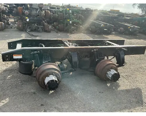 FREIGHTLINER FAS II Airliner Cutoff Tandem Axle