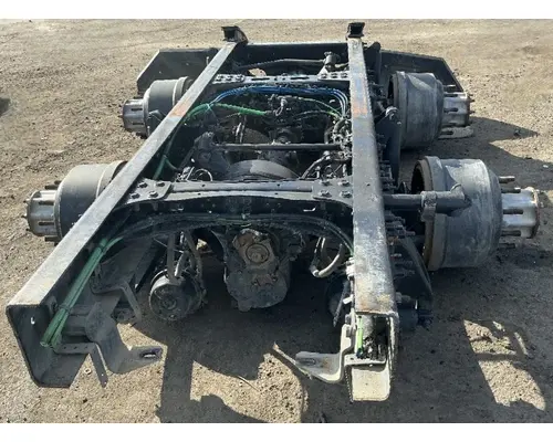 FREIGHTLINER FAS II Airliner Cutoff Tandem Axle