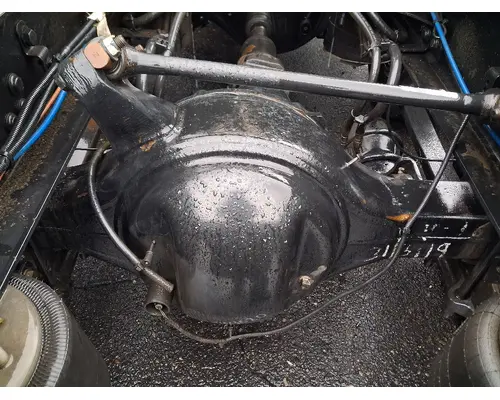 FREIGHTLINER FAS II Airliner Tandem Cutoffs