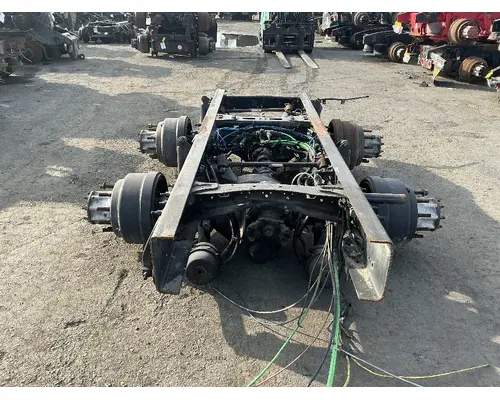 FREIGHTLINER FAS II Airliner Tandem Cutoffs