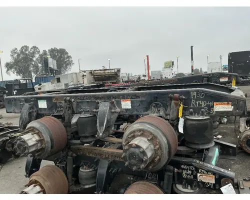 FREIGHTLINER FAS II Airliner Tandem Cutoffs