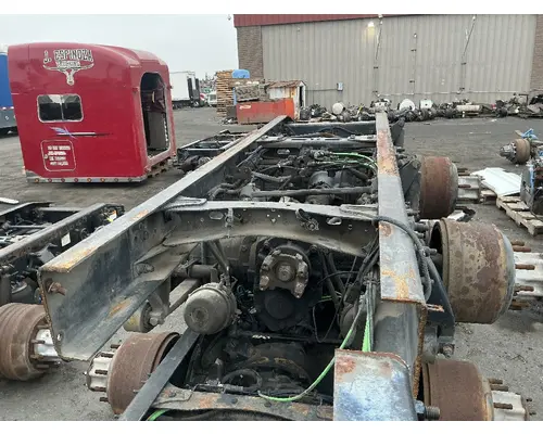 FREIGHTLINER FAS II Airliner Tandem Cutoffs