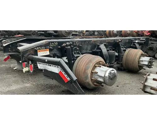 FREIGHTLINER FAS II Airliner Tandem Cutoffs