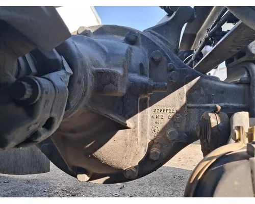 FREIGHTLINER FAS II Airliner Tandem Cutoffs