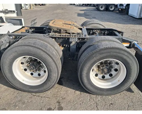 FREIGHTLINER FAS II Airliner Tandem Cutoffs