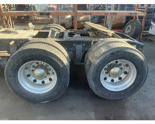 FREIGHTLINER FAS II Airliner Tandem Cutoffs