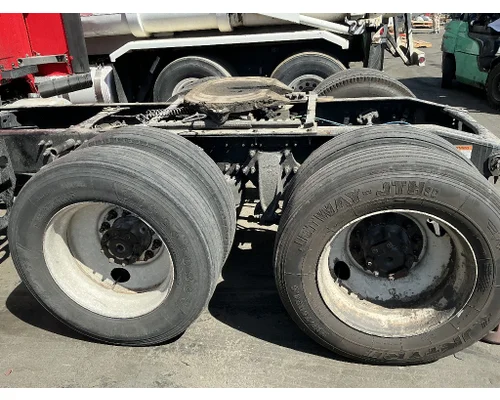 FREIGHTLINER FAS II Airliner Tandem Cutoffs