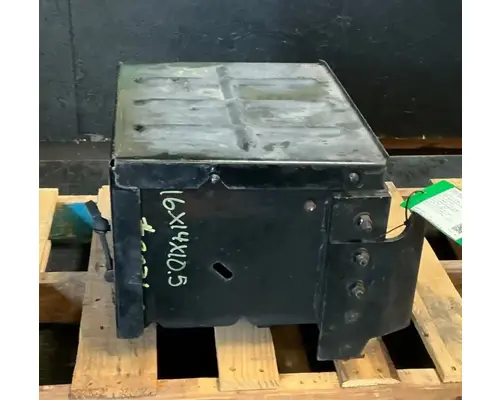 FREIGHTLINER FC70 CARGO Battery Boxes