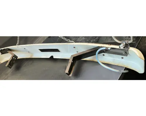 FREIGHTLINER FC70 CARGO Bumper Assembly, Front