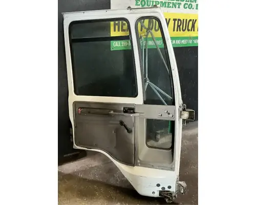 FREIGHTLINER FC70 CARGO Door Assembly, Front