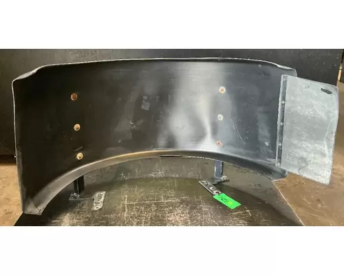 FREIGHTLINER FC70 CARGO Fender