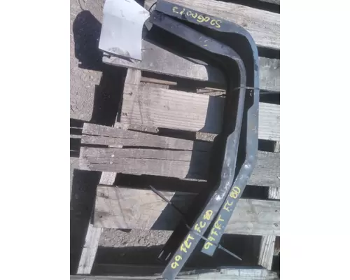 FREIGHTLINER FC80 BUMPER BRACKET
