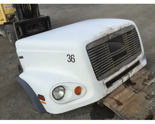FREIGHTLINER FL 112 HOOD
